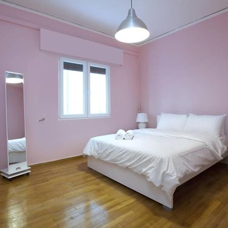 Palaio Faliro, A Bright And Spacious Apartment アテネ エクステリア 写真