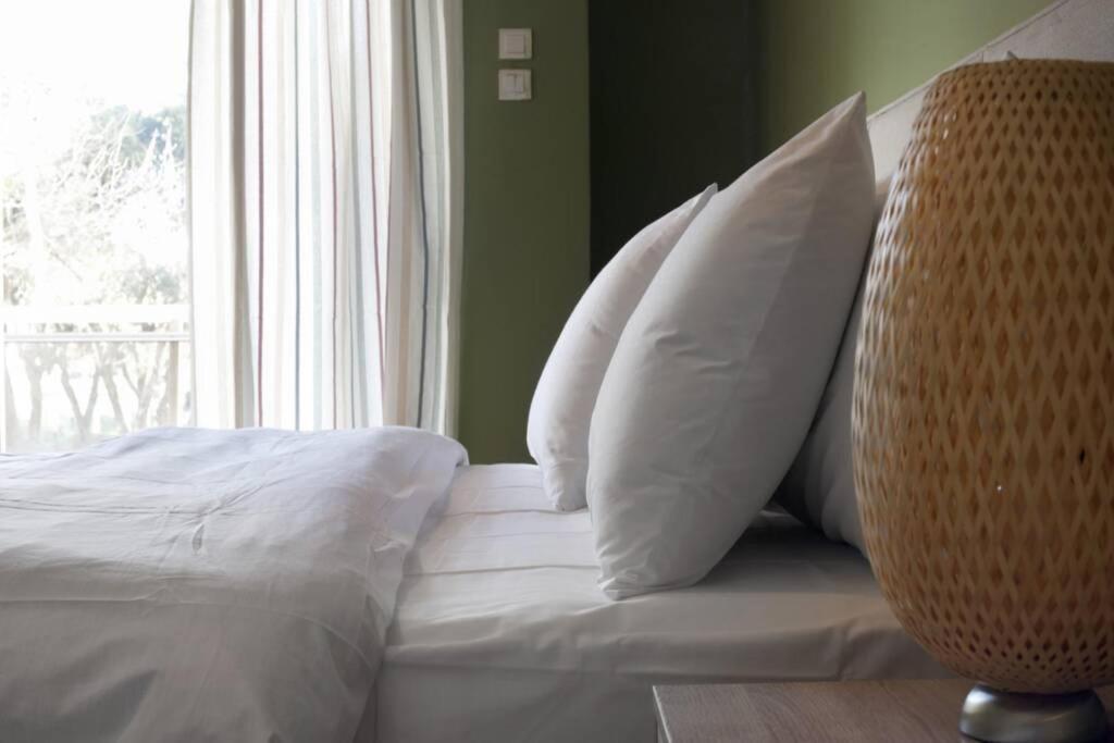Palaio Faliro, A Bright And Spacious Apartment アテネ エクステリア 写真