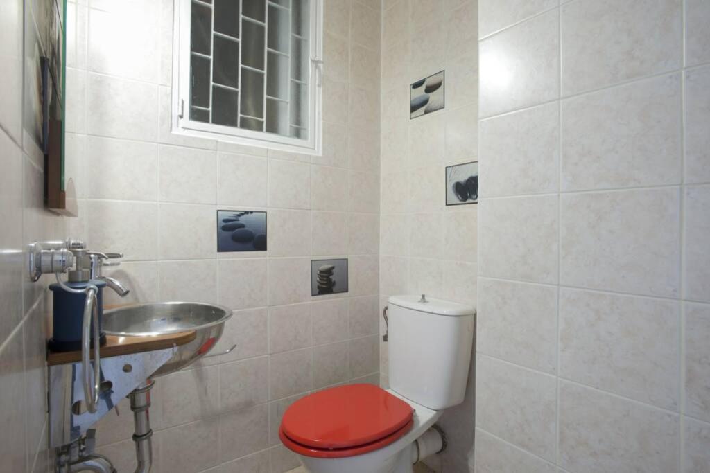 Palaio Faliro, A Bright And Spacious Apartment アテネ エクステリア 写真